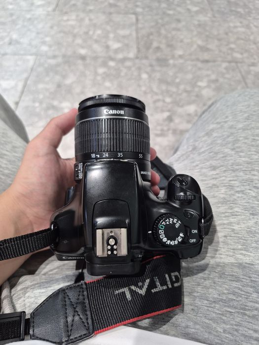 Canon EOS 1100D камера