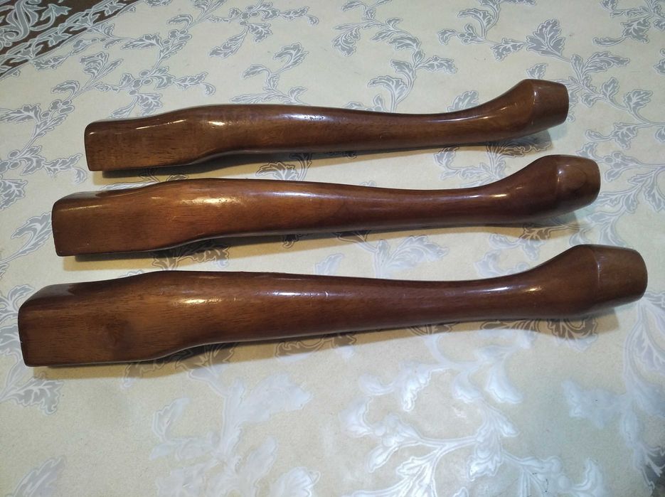 Ножки от пуфика.