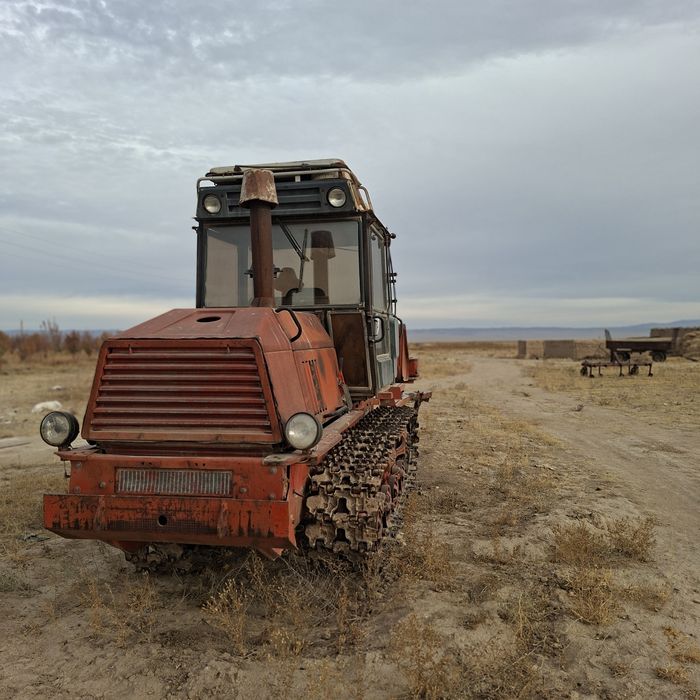 Вт-150 трактори сотилади