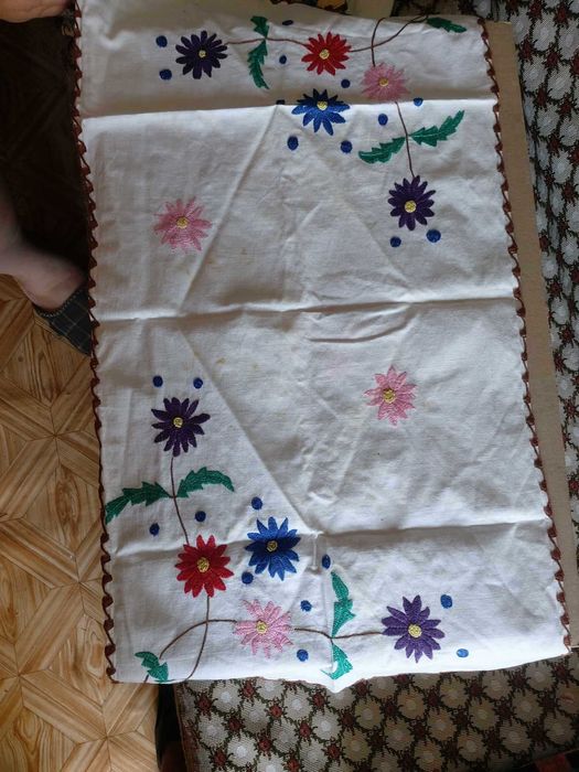 Бродерии от скрина на баба