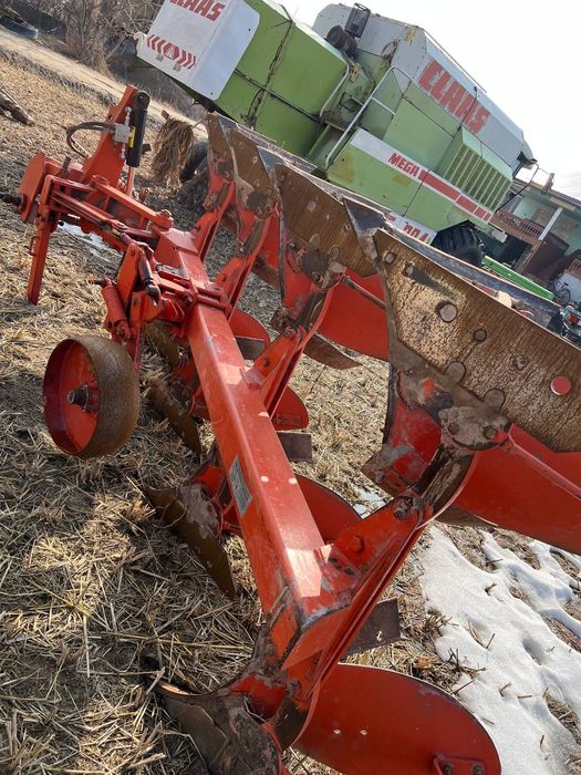 Aylanma plug sotiladi