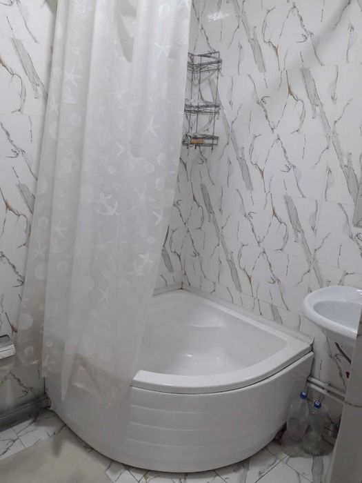 Юнусобод санпи новос 2/2/9 50м2 400$ оилаша Арентр санпи Карзинка