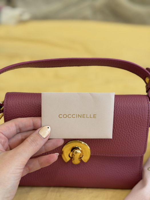 Розова чанта COCCINELLE