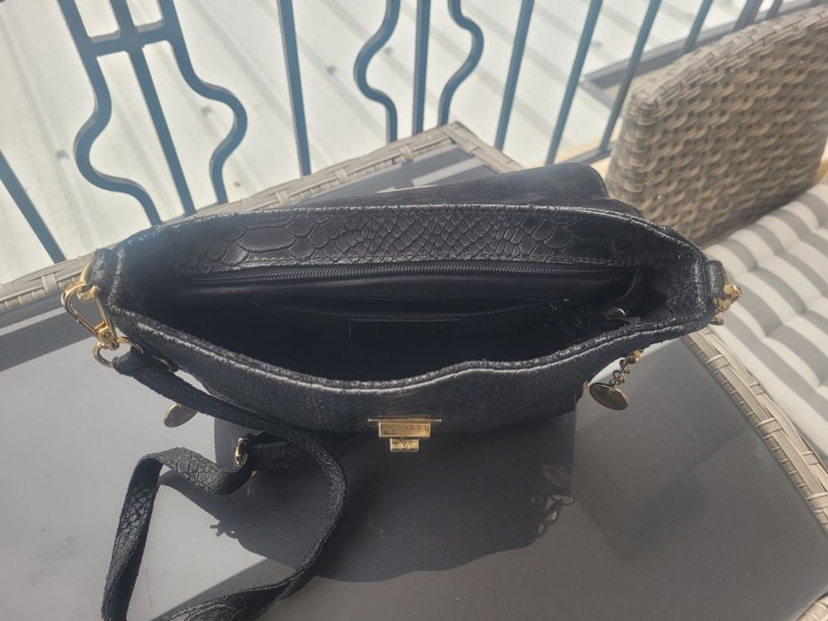 Дамска чанта - естествена кожа велур/шагрен