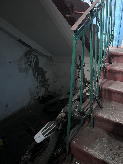 Продам велик Передний покрышки нету