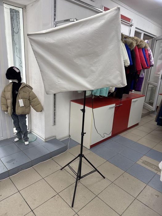 Продам стидийную лампу Софтбокс