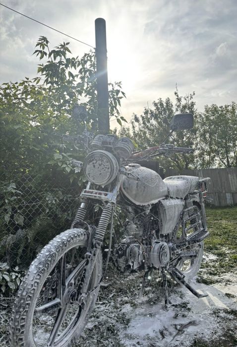 Продам мотоцикл альфа