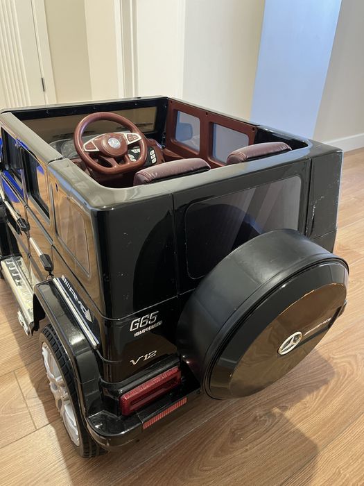 Элеткро кар Mercedes