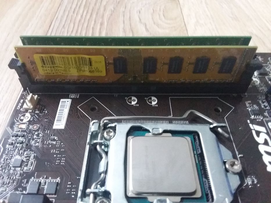 Продам комплект сокет LGA1150