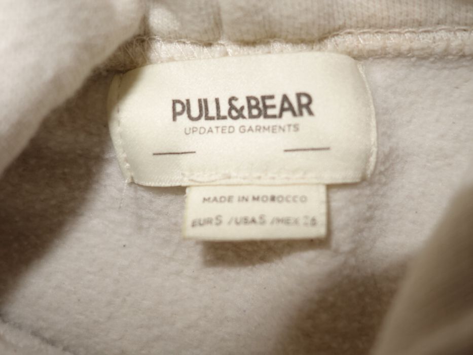 Pull&Bear бял суичер с качулка S