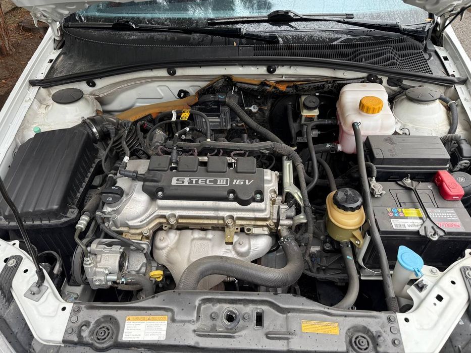 Lacetti 2015 yil oq rang