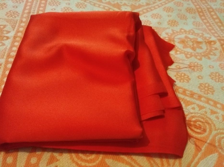 Продаются отрезы.