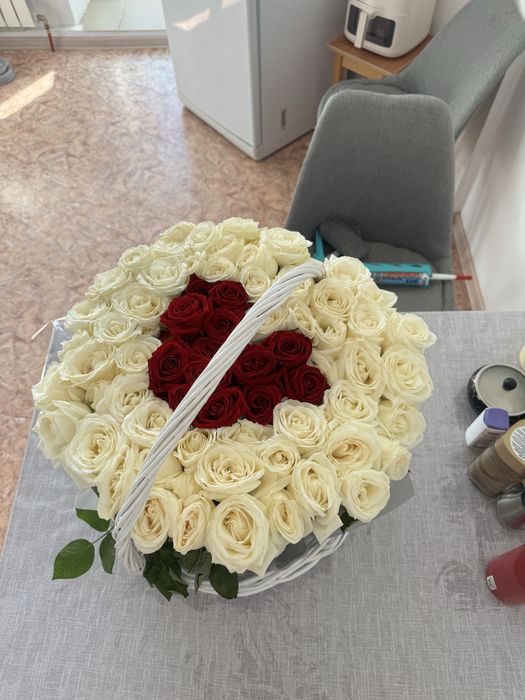 Цветы розы 65 шт