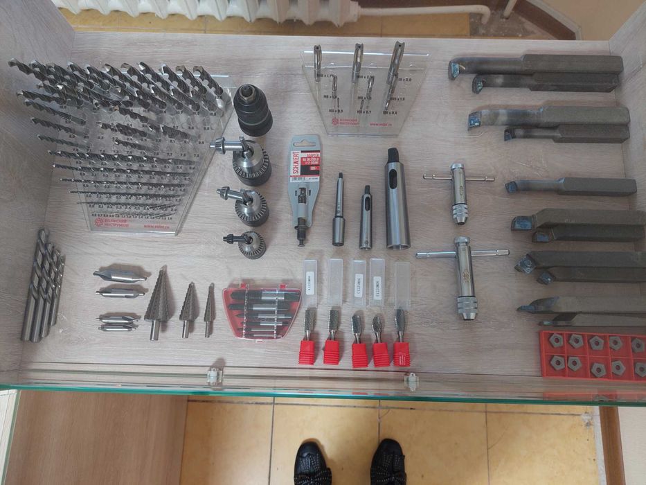 Сверло, плашка, шлифкруг