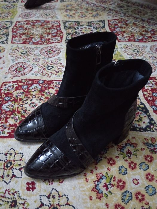 Продам обувь 35р