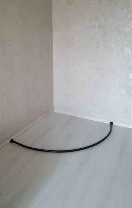 Продам карниз угловой для раздевалки