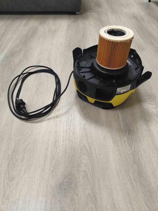 Продавам прахосмукачка, в гаранция