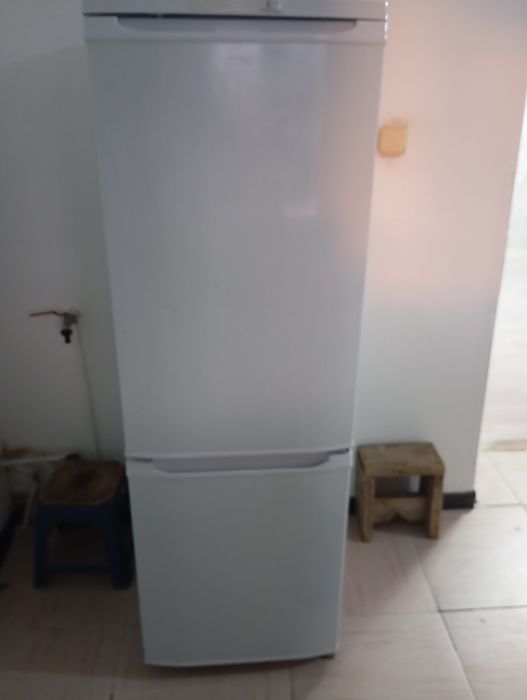 Срочно продам холодильник