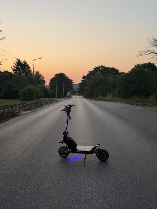 Продавам Dualtron Thunder 2