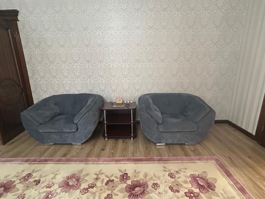 Диван в хорошем состояние