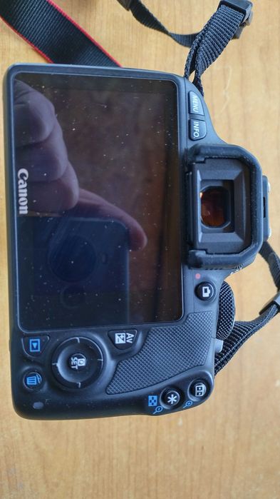 Vând cameră foto Canon
