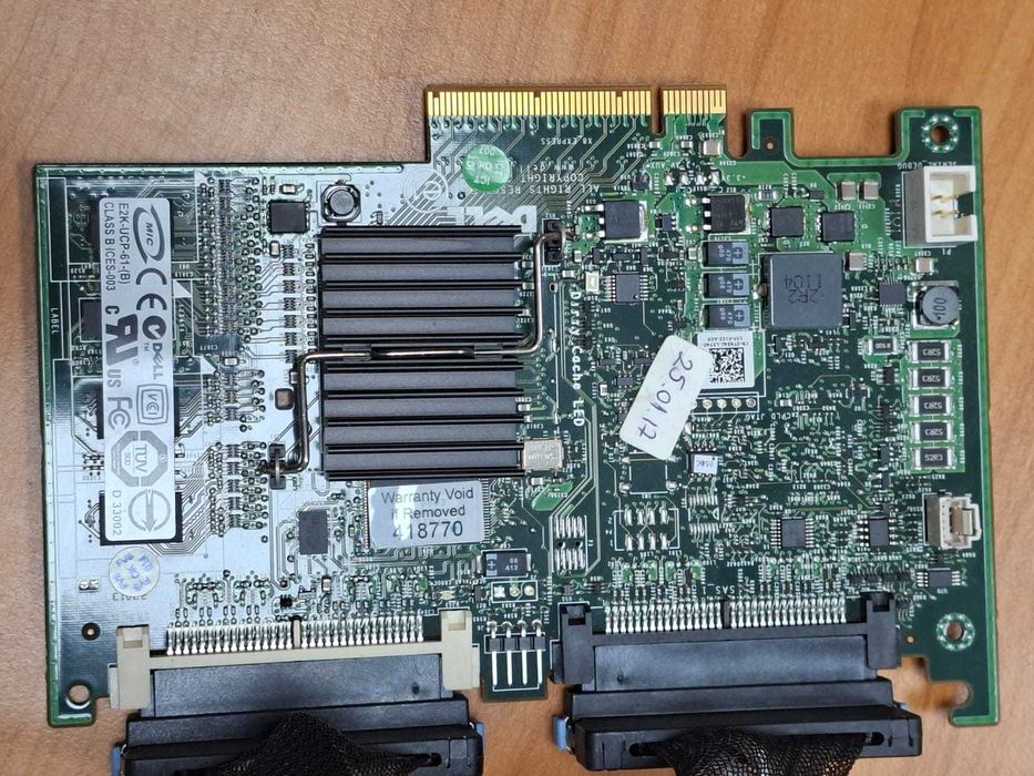 Controler RAID second hand Dell PowerEdge PERC 6i, E2K-UCP-61