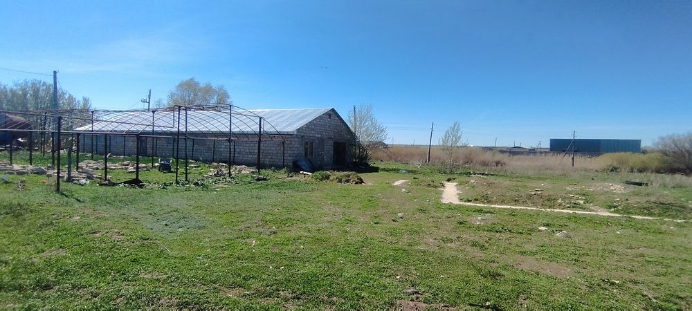 Продам ЛПХ участок под бизнес