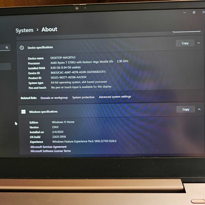 Laptop ultra slim Ryzen 7 | Stare impecabilă | Windows 11 oficial