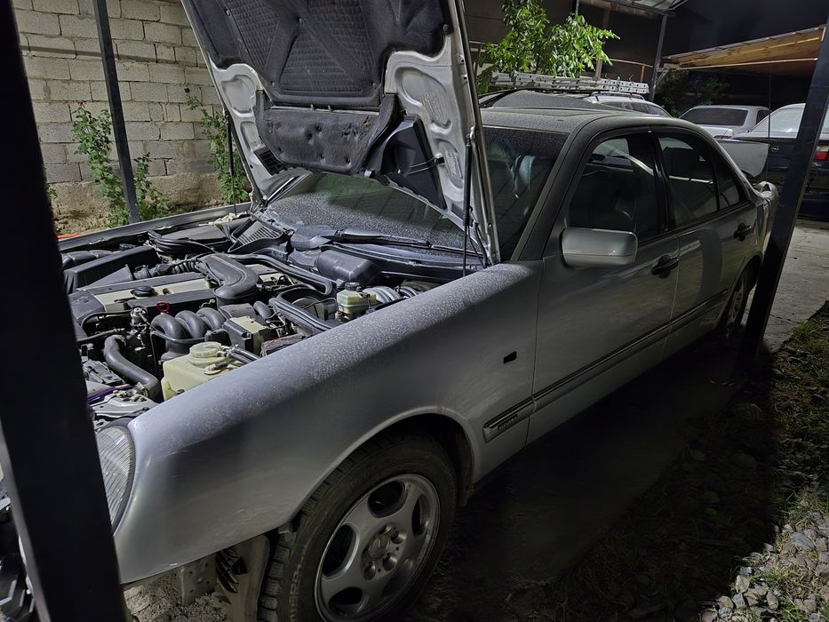 Мерседес 210 на разбор