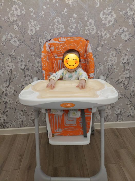 Детский стульчик для кормления