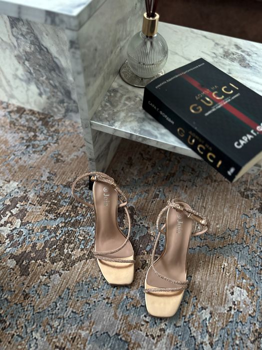 Дамски елегантни обувки