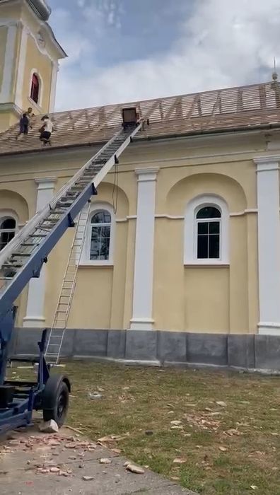 Lift materiale construcții de Închiriat