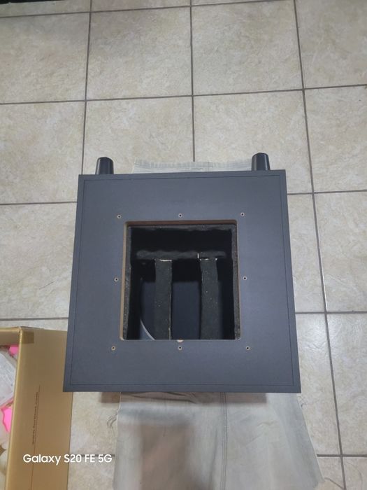 Vand subwoofer incinta
