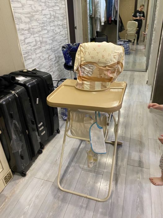 Стульчик для кормления