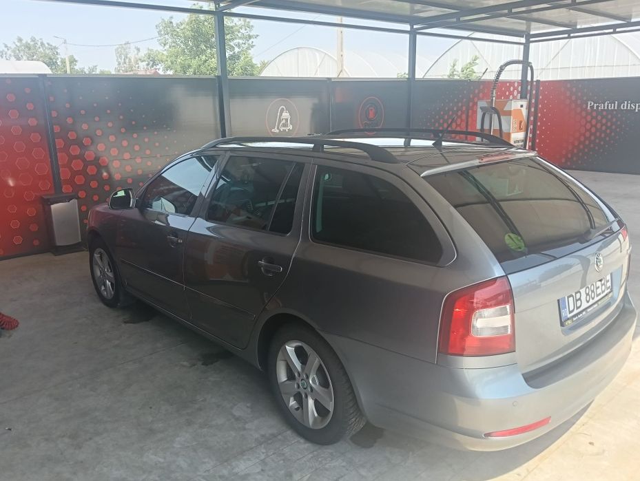 SKODA Octavia 2012 — imagine 4