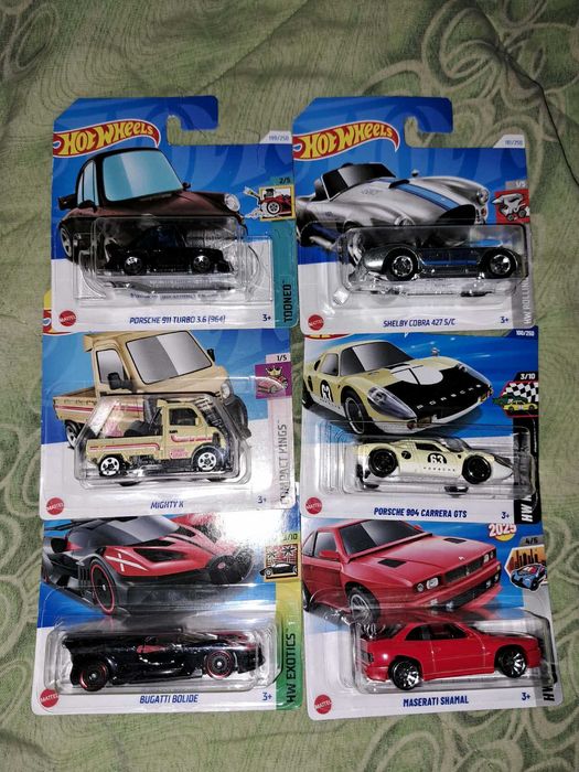 Колички Hot Wheels и Matchbox 1:64