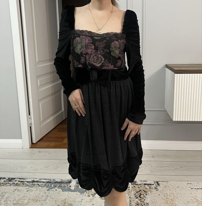 Продам платье за 5000 тенге