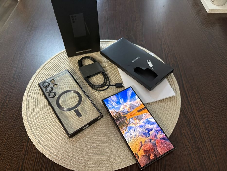 Samsung s24 ultra impecabil 12/256 GB Titanium Black