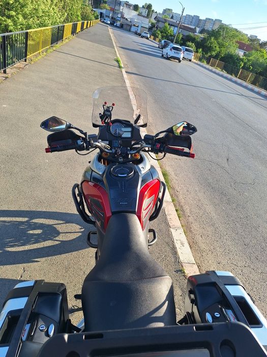 Suzuki Vstrom 1000