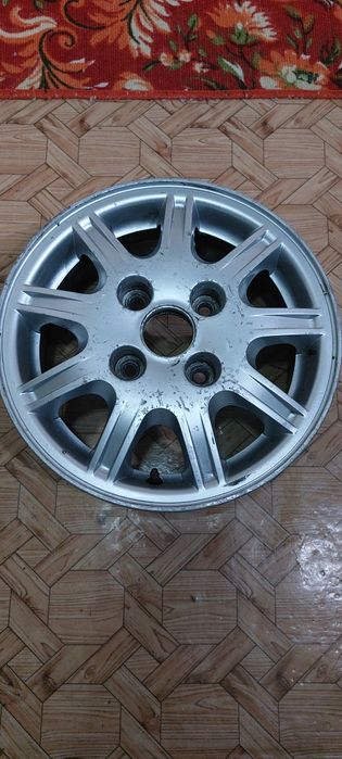 Диски от Хундай Саната 1998 г.в.