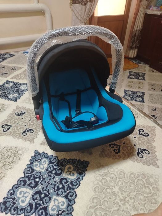 Детское автокресло люлька