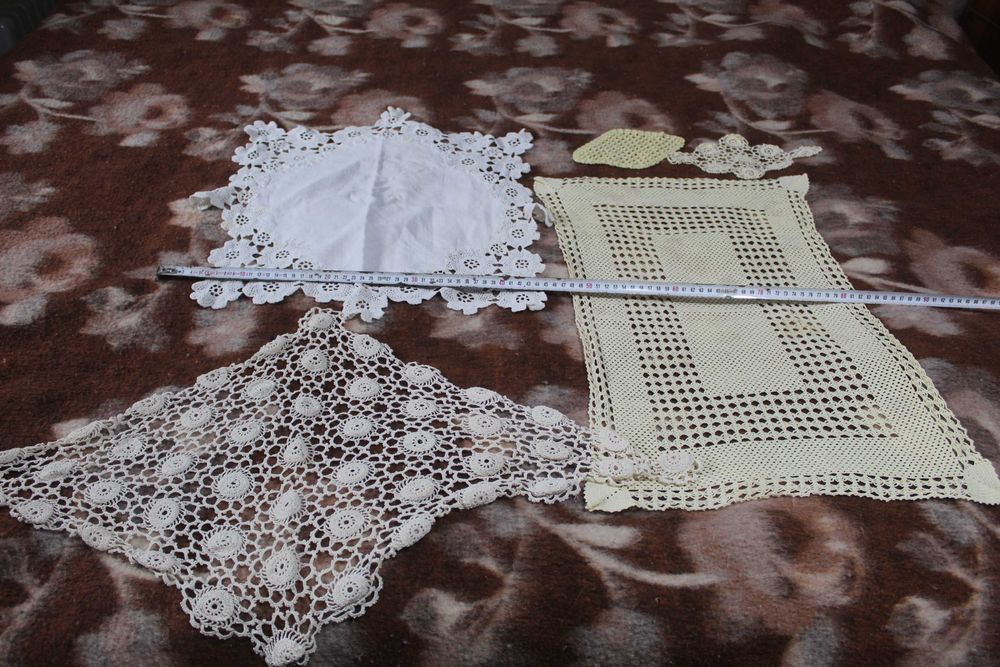 Покривки за маса на една кука,