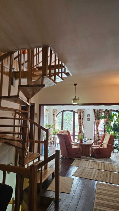 Casă de vânzare în Bușteni Poiana Țapului Zamora cu vedere la munte