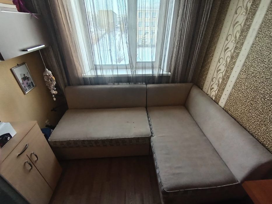 Диван б/у. Цена 5000т.