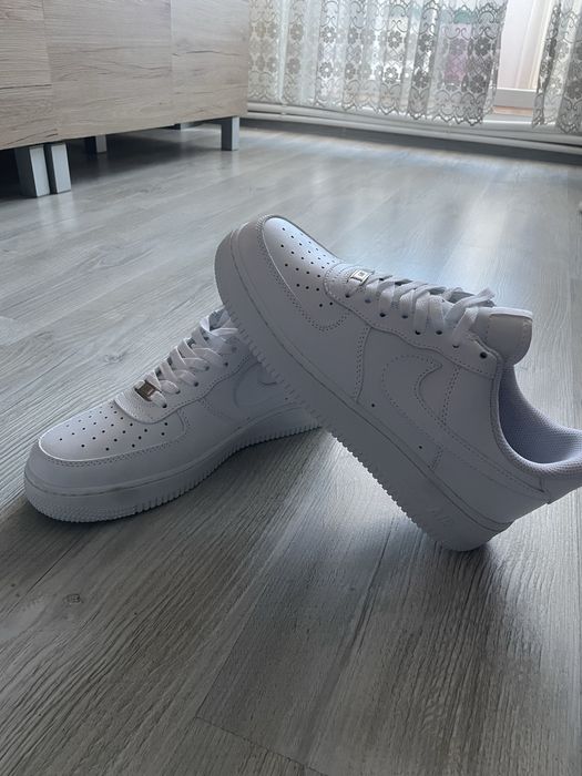 air force 1 triple white nepurtati