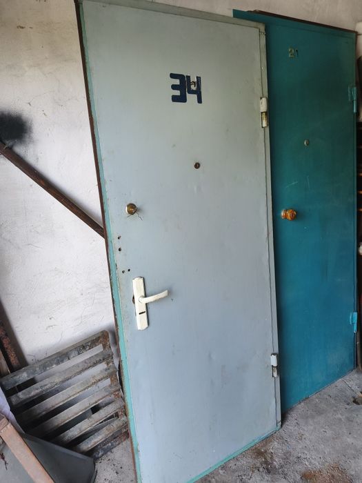 Дверь металлическая б.у