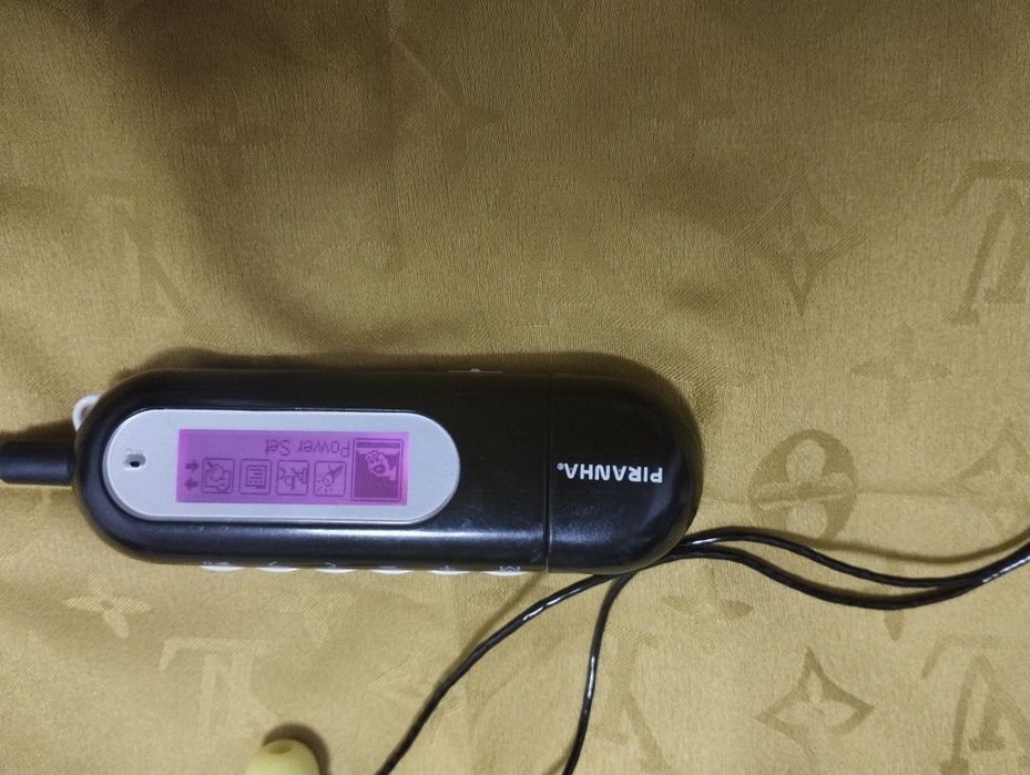 Assalom alekum Mp3 Sotiladi 4gb Diktafon Xam Bor