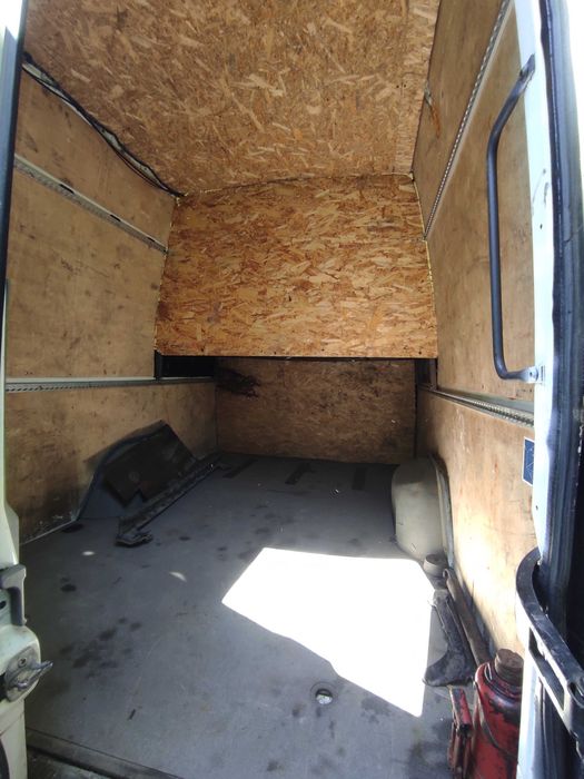 Vând VW Crafter 2.5 TDI