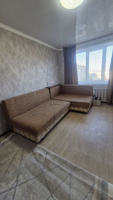 Продам диван угловой.в хорошем состоянии