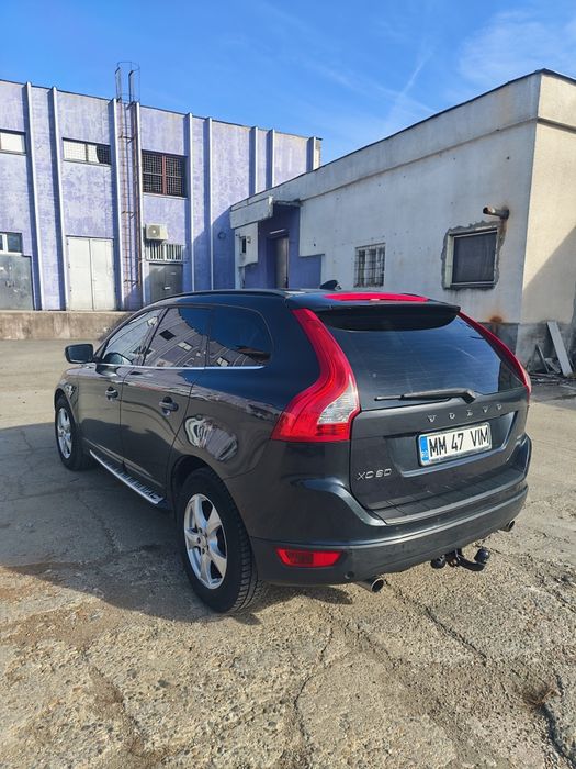 VOLVO XC60 2010 — imagine 5